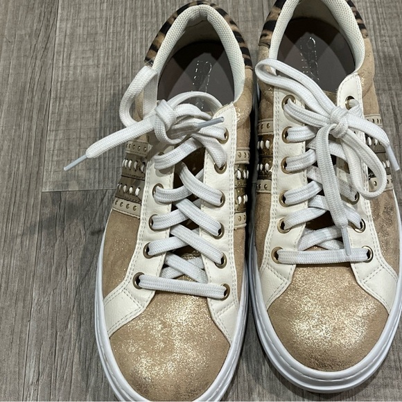 Geox Gold and White Sneakers with Metallic Finish Sz7 - Picture 8 of 10
